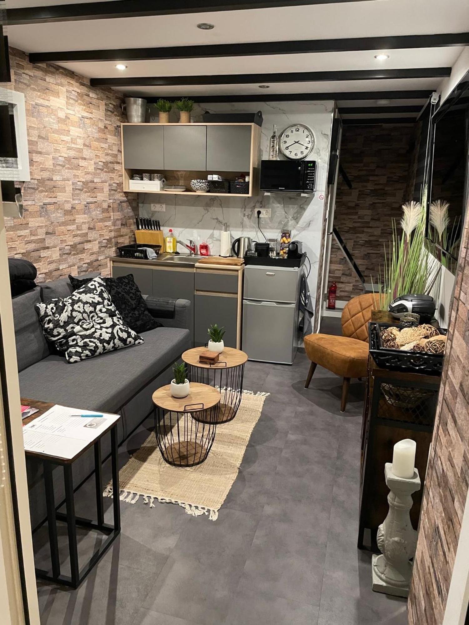Casa Di Maksch De Miniatura Acomodação com café da manhã Amesterdão Exterior foto